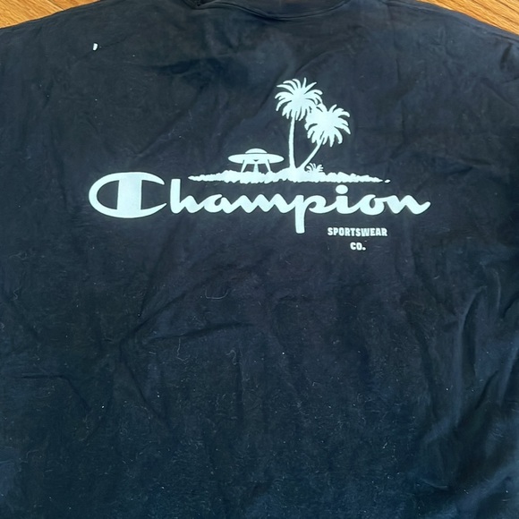 Champion T-shirt - Picture 2 of 2